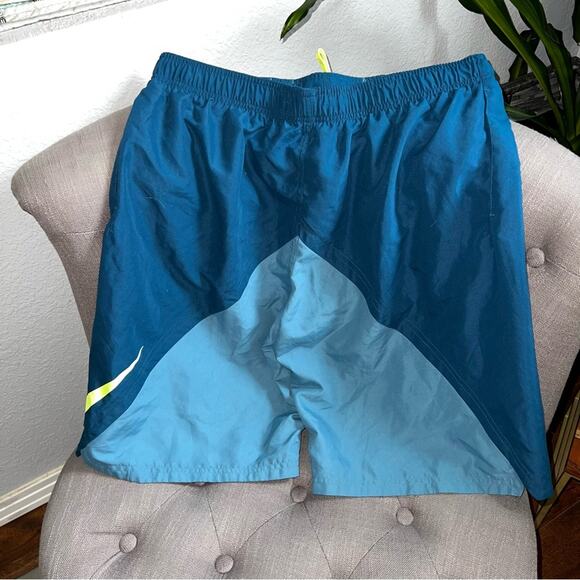 Nike Men’s Swim Trunks SwimSuit Men’s XL NEW - Picture 3 of 7